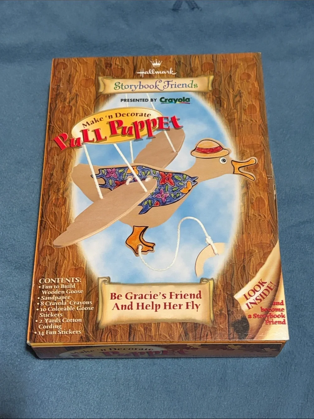 Hallmark- Make 'n Decorate Pull Puppet Kit - Be Gracie’s friend and help her fly